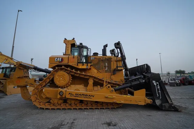 2022 Like-New Cat D11 Crawler Dozer- TT-0154- Al Marwan