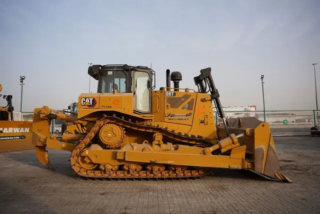 2021 Like-New Cat D8T Crawler Dozer - TT-0146 - Al Marwan