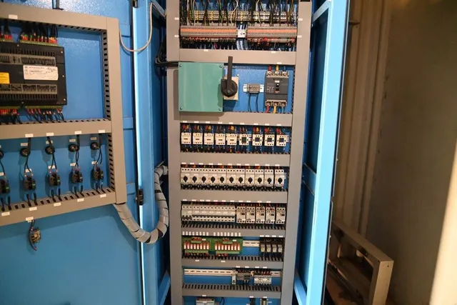 2000 Piller DHH Generator Set Caterpillar 3512B 1670 KVA