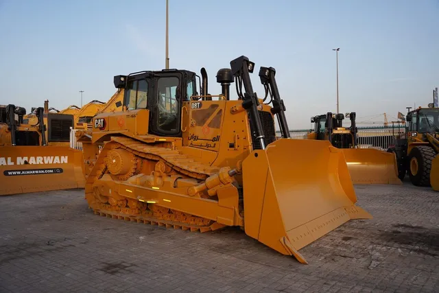 2022 Like-New Caterpillar Cat D8T Crawler Dozer Bulldozer Tractor