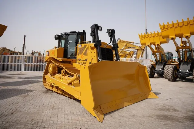 2022 Like-New Cat Caterpillar D8T Crawler Dozer Bulldozer Track-Type Tractor