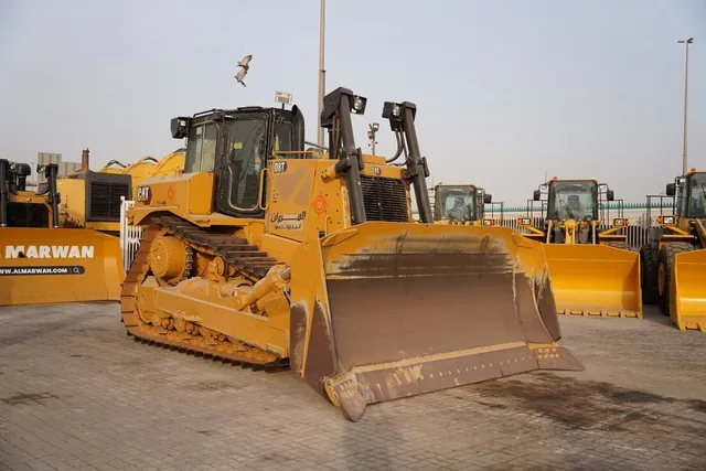 2021 Like-New Cat D8T Crawler Dozer - TT-0146 - Al Marwan