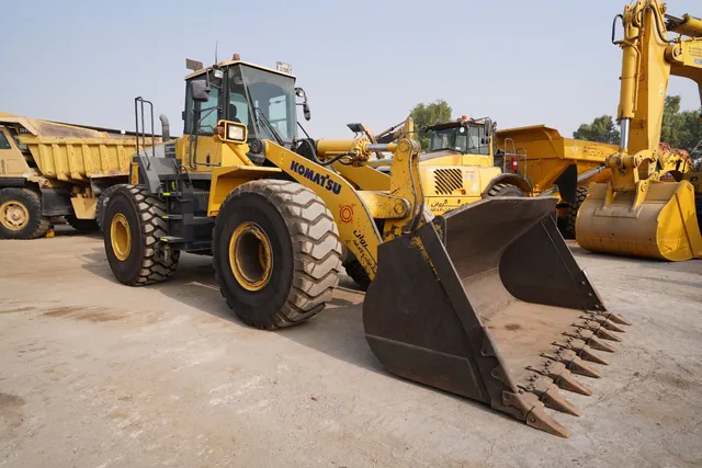 2019 Like-New Komatsu WA470-5 Medium Wheel Loader Shovel