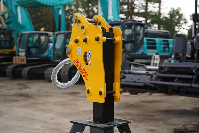 2024 Brand-New Jisung JSC JSB40BL Small-Range Box-Shaped Side-Type Hydraulic Rock Breaker Jackhammer Mini Excavator Backhoe Loader Attachment