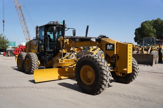 Rent 26-Ton Motor Graders | Al Marwan