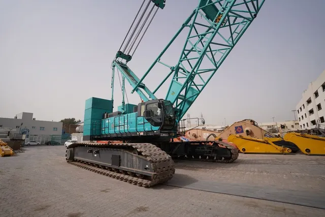2015 Kobelco 7250S Crawler Crane CRC-0300 front right- Al Marwan Machinery