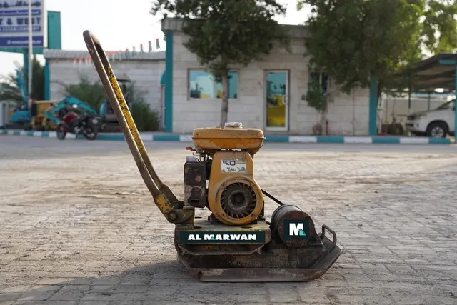 2002 Sakai PC100 Plate Compactor right side - Al Marwan Machinery