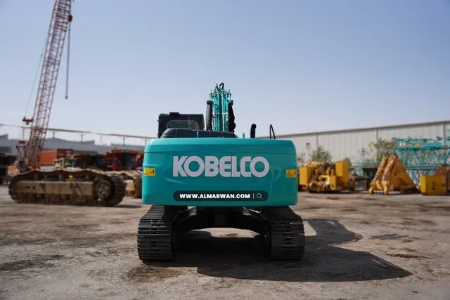New Kobelco SK220 Crawler Excavator | Al Marwan