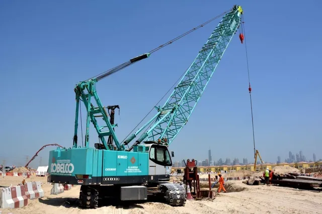 80 ton Cranes Rental by Al Marwan