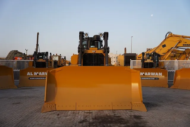 2022 Like-New Caterpillar Cat D8T Crawler Dozer Bulldozer Tractor