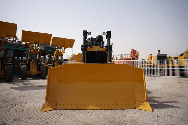 2022 Like-New Cat Caterpillar D8T Crawler Dozer Bulldozer Track-Type Tractor