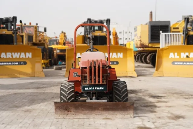 Used Ditch Witch RT36 Wheel Trencher 2006 front view image