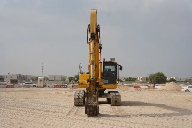 2015 Used Komatsu PC220-8M0 Track Excavator Crawler Digger