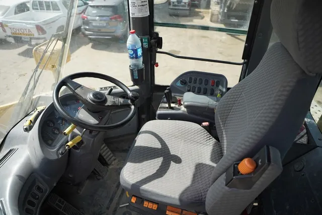 2015 Komatsu WA380-6 Wheel Loader | Al Marwan