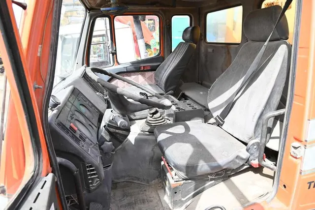 2001 Used Mercedes-Benz Actros 3235K 4x8 Water Tanker Truck 5000 Gallon Tank Off-Road Hauler