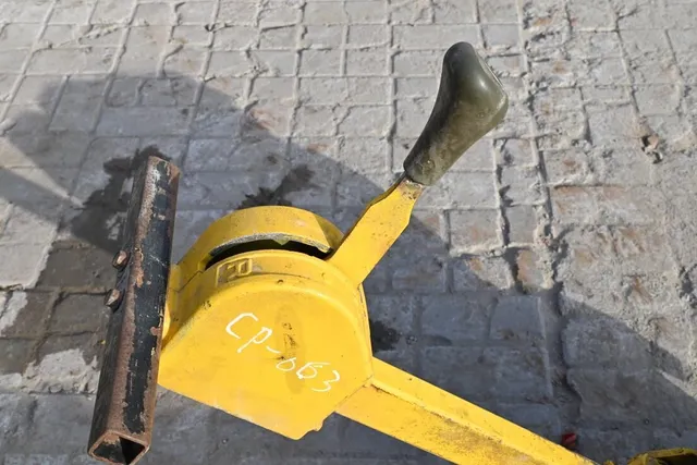 2005 Sakai PF65 Plate Compactor handle view - Al Marwan Machinery