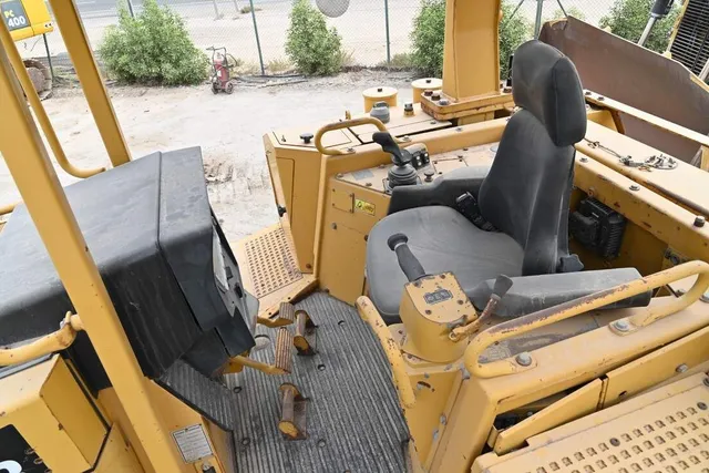 Used Caterpillar D6R Crawler Dozer 2011 | Al Marwan