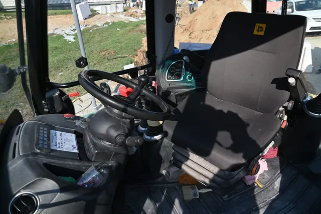 2020 JCB 3CX Sitemaster Backhoe Loader Medium 8.1 Tons Shovel Digger