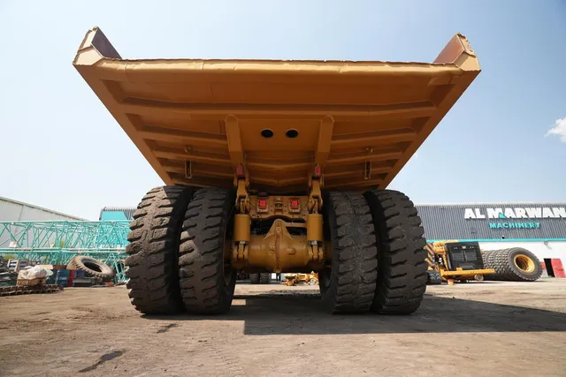 Cat 777E off-highway truck