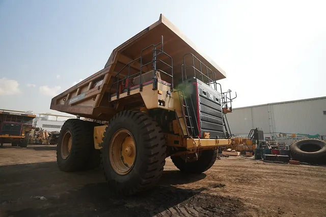 Cat 777E off-highway truck front right view