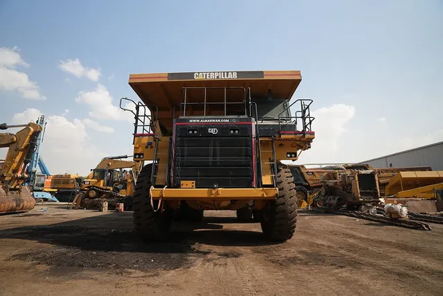 Cat 777E off-highway truck front view