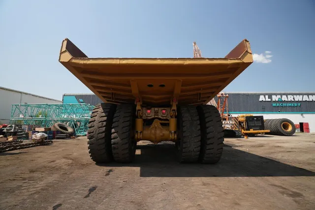 Cat 777E off-highway truck rear image