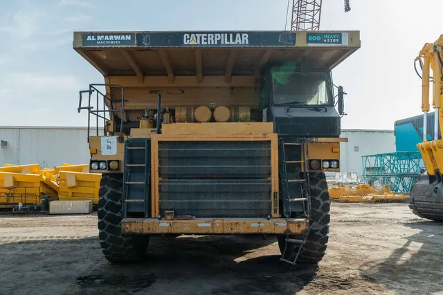 Caterpillar Rigid Dump Truck 777D Front Image