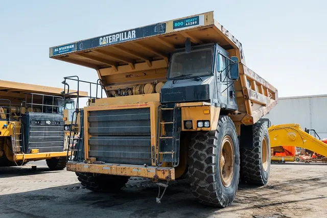 Caterpillar Rigid Dump Truck 777D Front Left Image