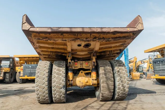 Caterpillar Rigid Dump Truck 777D Rear Image