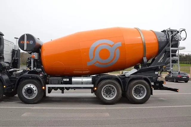 Cifa HD-Series concrete mixer left side view