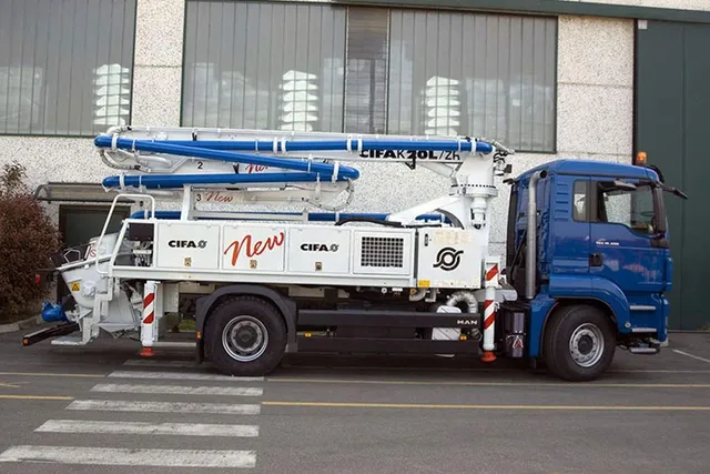 Cifa K20L concrete pump truck right side view