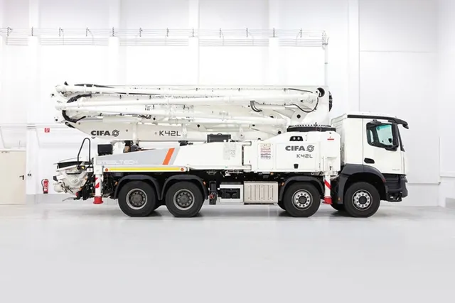 Cifa K42L Concrete Pump Truck Right side view