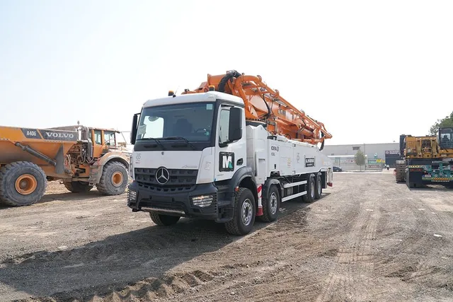 cifa_k56l_concrete_pump_truck_front_left_view