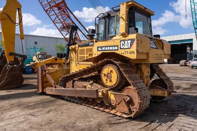 Used 2011 Cat D6R Bulldozer TT-0126 | Al Marwan