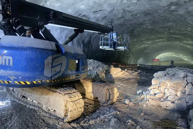 Crawler Telescopic Boom Lift TB22JT Application