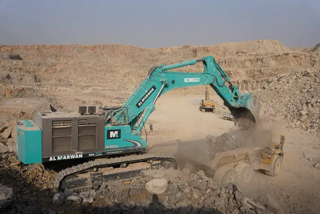 Rent Large 85-Ton Track Excavator | Al Marwan