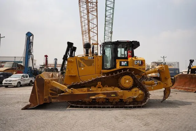 2021 Caterpillar D8T Crawler Dozer | Al Marwan