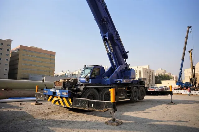 Rent 60-Ton Mobile Cranes| Al Marwan