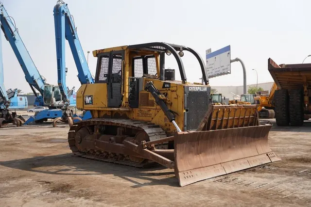 Used Cat D7G Series 2 Bulldozer 2011 | Al Marwan