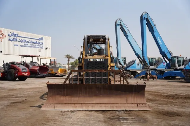 Used Cat D7G Series 2 Bulldozer 2011 | Al Marwan