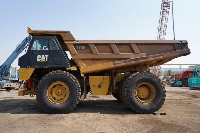 2018 Cat 773E Rigid Dump Truck- left side view-Al Marwan