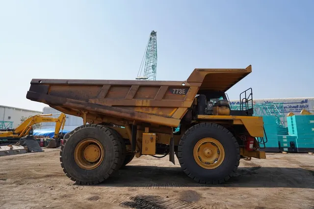 2018 Cat 773E Rigid Dump Truck-Right side view-Al Marwan