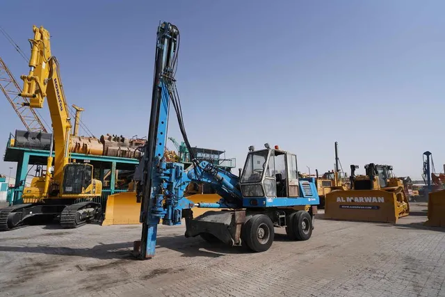 1977 O&K MH6 Bagger with ABI Piling Rig