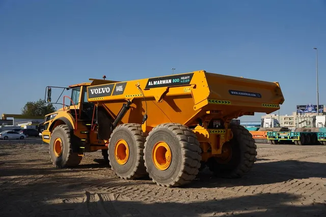 2022 Dumper Truck for Sale Heavy-Duty Hauling Al Marwan