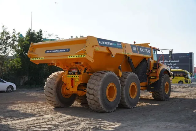 2022 Dumper Truck for Sale Heavy-Duty Hauling Al Marwan