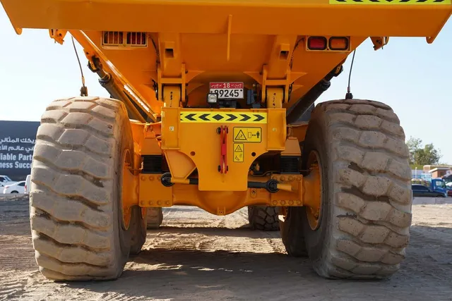 2022 Dumper Truck for Sale Heavy-Duty Hauling Al Marwan