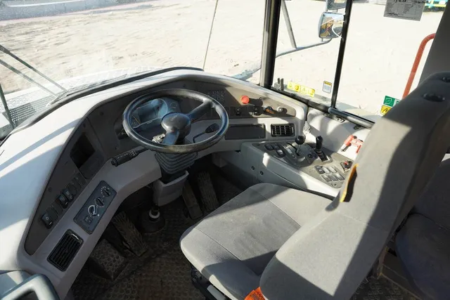 2022 Dumper Truck for Sale Heavy-Duty Hauling Al Marwan