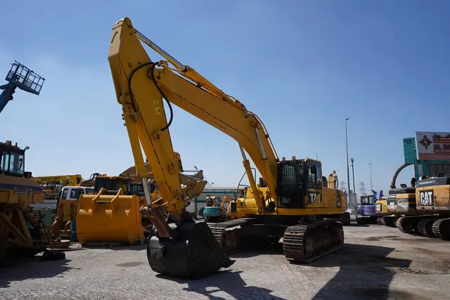 Used 2019 Komatsu PC400-8 Excavator | Al Marwan