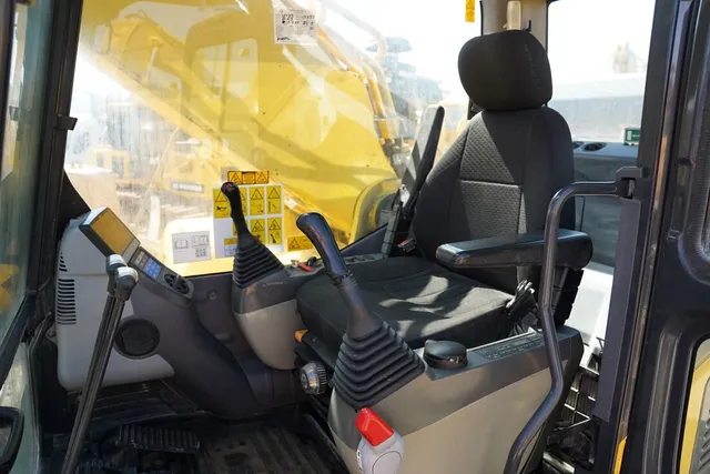 Used 2019 Komatsu PC400-8 Excavator | Al Marwan