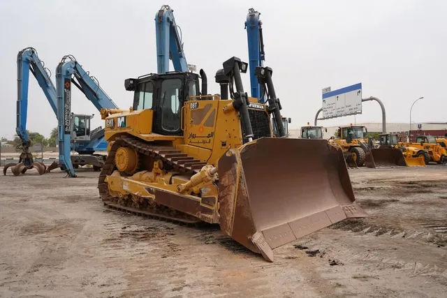 Cat D8T 40 Ton Dozer 2021 | Al Marwan